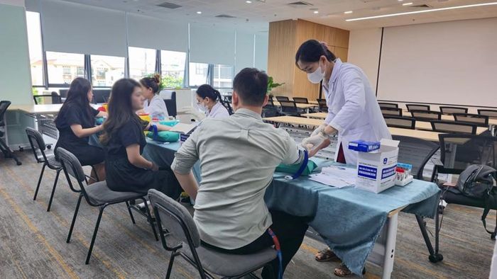 Theo dõi sau tầm soát là bước quan trọng trong quản lý sức khỏe cá nhân. Ảnh: WhiteCoat