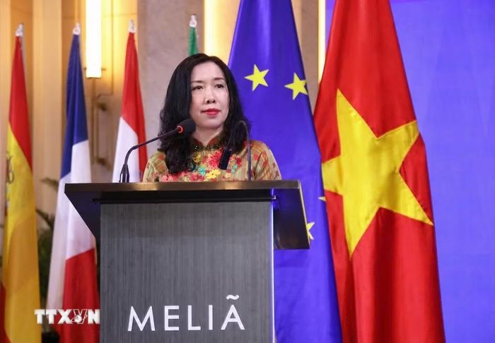 Thứ trưởng Bộ Ngoại giao Lê Thị Thu Hằng phát biểu. (Ảnh: Việt Đức/TTXVN)