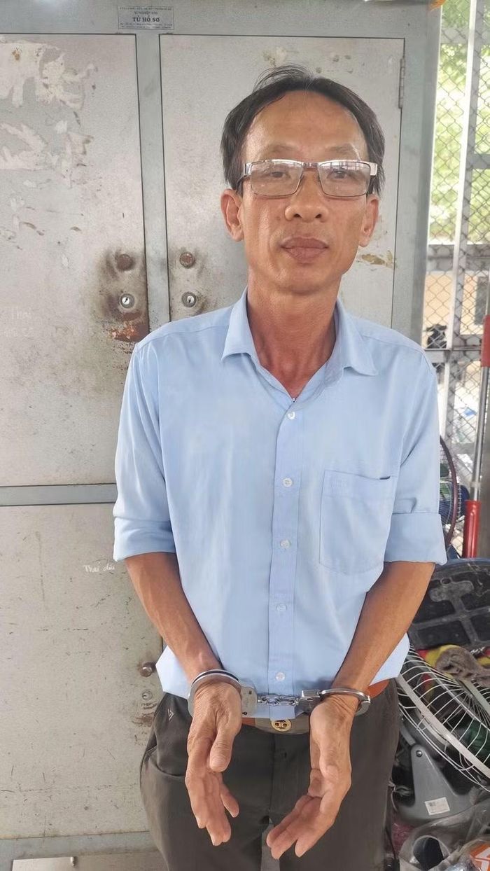 Các đối tượng đánh bạc bị Công an Thành phố Hồ Chí Minh bắt giữ. (Ảnh: CA Thành phố Hồ Chí Minh cung cấp)