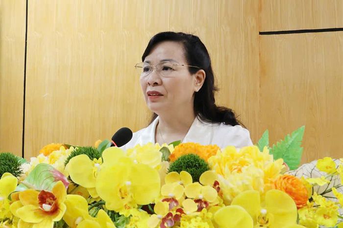  Đồng chí Nguyễn Thị Hà phát biểu tại cuộc gặp mặt Đoàn đại biểu tỉnh Bắc Ninh dự Đại hội đại biểu toàn quốc MTTQ Việt Nam lần thứ XI. 