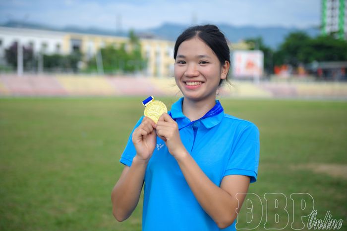 Vận động viên Lù Thị Tâm phá kỷ lục Đại hội ở nội dung nhảy xa, môn điền kinh.