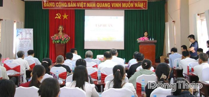 Thời gian qua, Liên hiệp các Hội Khoa học và Kỹ thuật tỉnh Đồng Tháp thường xuyên tổ chức các lớp tập huấn hỗ trợ doanh nghiệp trong việc phát triển sản phẩm.
