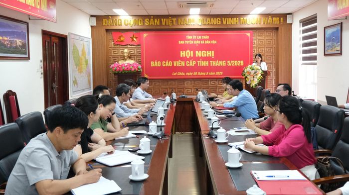 Quang cảnh hội nghị.