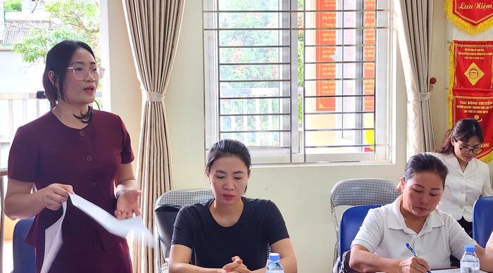 Đại biểu tham gia ý kiến.