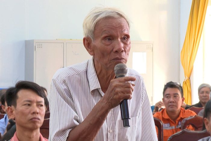 Cử tri gửi gắm tâm tư, nguyện vọng đến ĐBQH tỉnh
