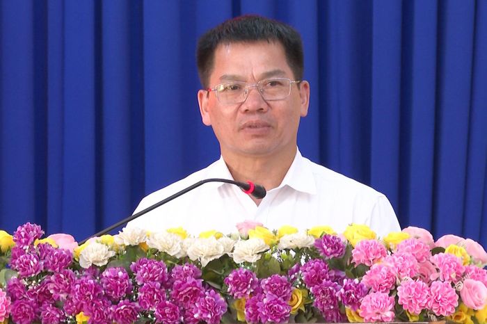 Đại biểu Dương Khắc Mai trả lời, giải đáp thêm những kiến nghị của cử tri