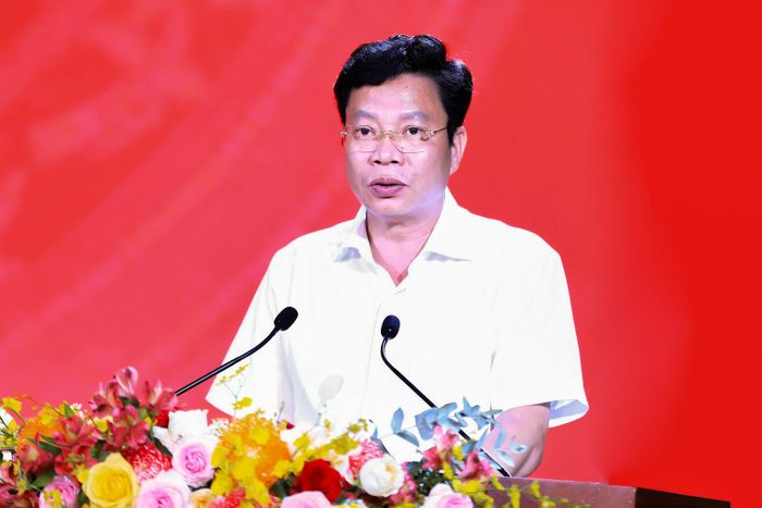 Phó Bí thư Tỉnh ủy, Chủ tịch HĐND tỉnh Lâm Đồng Lưu Văn Trung quán triệt nội dung tăng cường sự lãnh đạo của Đảng đối với công tác phòng, chống tham nhũng, lãng phí, tiêu cực