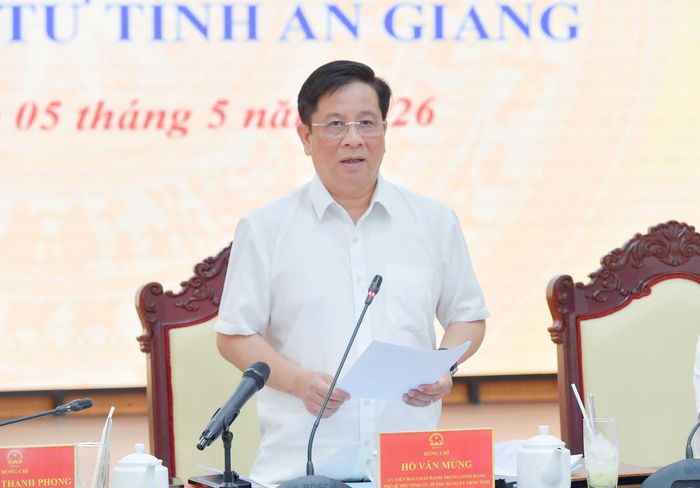 Ông Hồ Văn Mừng, Chủ tịch UBND tỉnh An Giang cho biết, doanh nghiệp ngoài quốc doanh là sức khỏe của nền kinh tế, là nguồn thu chủ yếu của tỉnh trong năm 2026 với cơ cấu hơn 10.000 tỷ đồng.