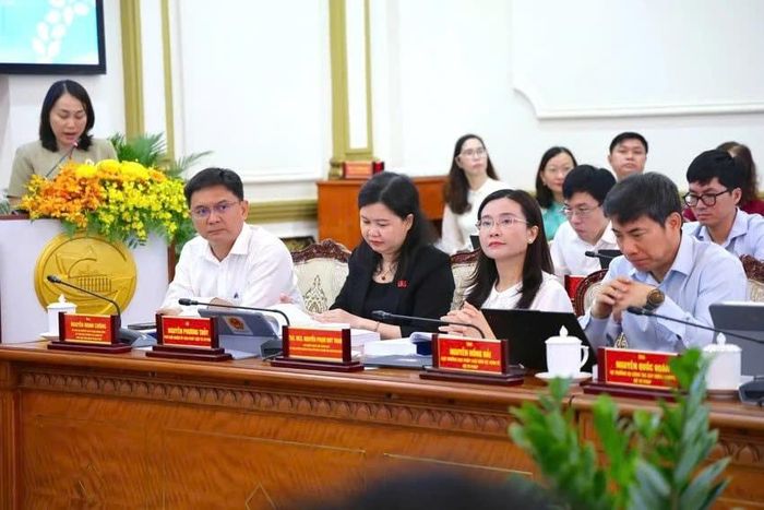 Các đại biểu tham dự hội thảo