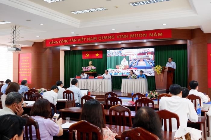 Quang cảnh hội nghị