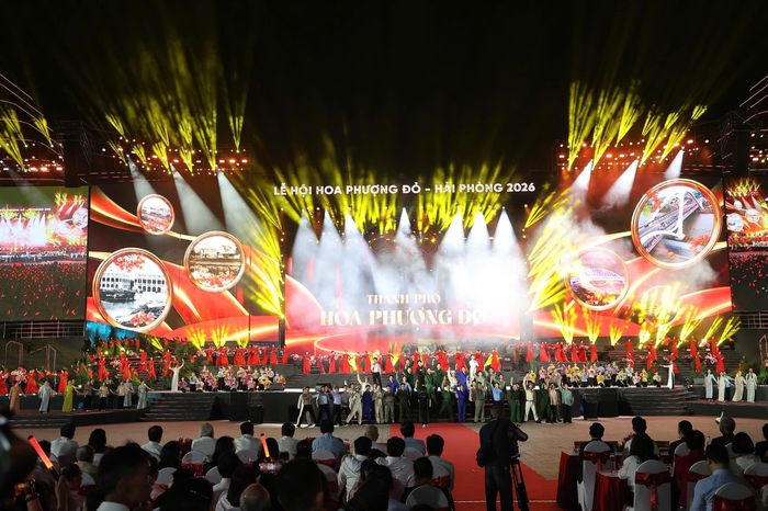 Chương trình nghệ thuật khai mạc Lễ hội Hoa Phượng Đỏ - Hải Phòng 2026 diễn ra hoành tráng tại Quảng trường Trung tâm Chính trị - Hành chính Khu đô thị Bắc Sông Cấm
