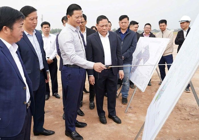 Đồng chí Chủ tịch UBND tỉnh Vương Quốc Tuấn kiểm tra một số dự án lớn tại địa bàn, chuẩn bị, tăng tốc xây dựng các khu công nghiệp, sẵn sàng đón nhà đầu tư lớn.