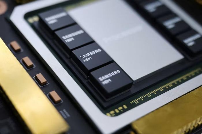 Samsung đang tìm cách xây dựng mảng kinh doanh sản xuất chip theo hợp đồng và khẳng định vị thế là nhà cung cấp chip HBM4 đáng tin cậy cho Nvidia. Hình ảnh: Reuters