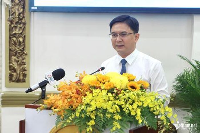 Phó chủ tịch UBND TPHCM Nguyễn Mạnh Cường phát biểu