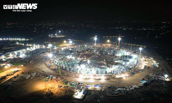 Theo quy hoạch, sân vận động PVF có diện tích khoảng 55.000m², là sân vận động lớn thứ hai Việt Nam, sau sân vận động Hùng Vương đang được triển khai xây dựng ở xã Thượng Phúc, Hà Nội.