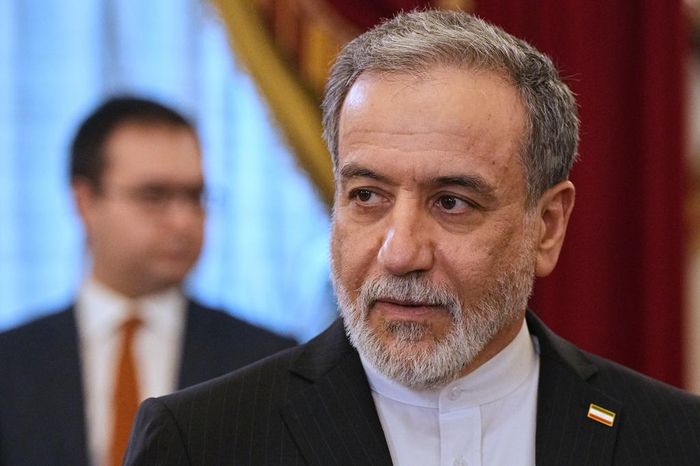 Ngoại trưởng Iran Abbas Araghchi (Ảnh: AP)