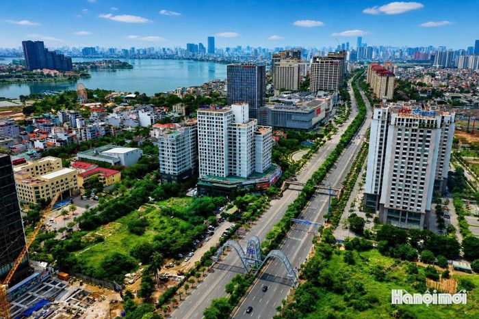 Từ một đô thị chịu áp lực quá tải kéo dài, Hà Nội đang hướng tới mô hình phát triển đa cực, liên kết vùng và dẫn dắt tăng trưởng. Ảnh minh họa: Phạm Hùng.