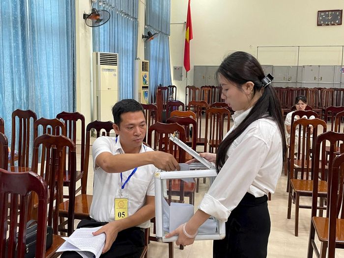 Phiên đấu giá ghi nhận nhiều kết quả nổi bật, phản ánh tín hiệu tích cực của thị trường bất động sản địa phương. Ảnh: Huy Nguyện