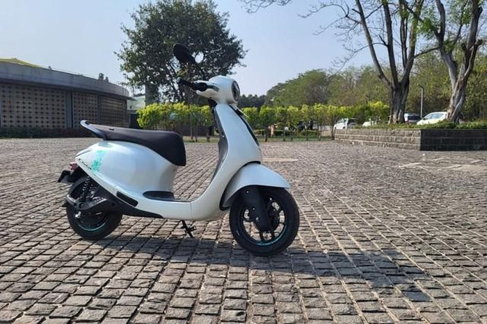 Xe đi xa trên 100km/lần sạc.