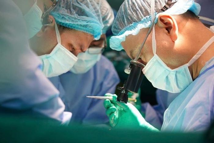  Giảng viên y khoa tại Việt Nam cùng lúc phải đảm nhiệm nhiều vai trò. Ảnh: BVCC. 
