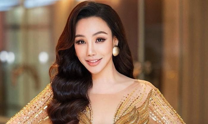 Ca sĩ Hồ Quỳnh Hương