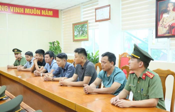 6 đối tượng liên quan đến vụ án vừa bị Cơ quan An ninh điều tra Công an tỉnh Hà Tĩnh khởi tố.