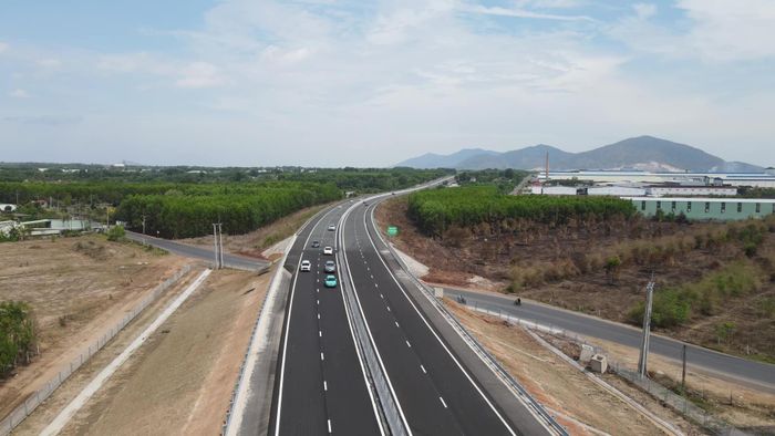  Thời gian di chuyển từ Long Thành về Bà Rịa chỉ mất khoảng 30 phút 