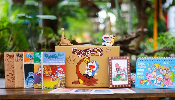 Bộ truyện Doraemon gắn liền tuổi thơ thế hệ 8X, 9X do NXB Kim Đồng phát hành. 