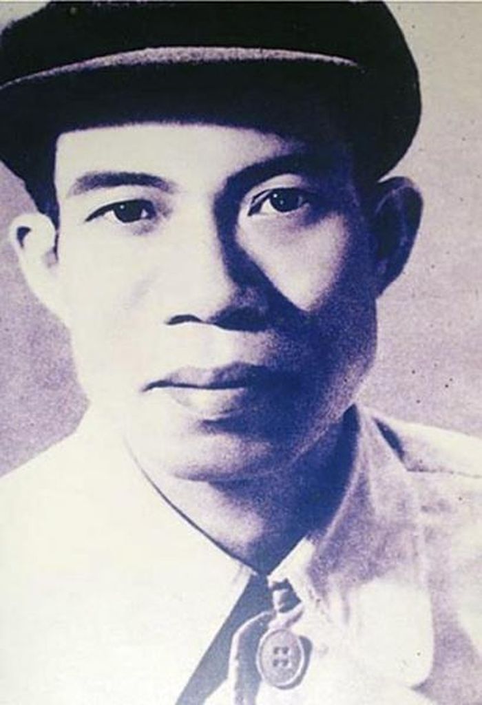 Nhà thơ Nguyễn Bính.