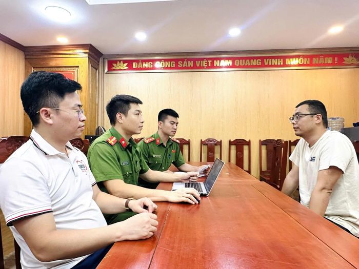 Đối tượng Hoàng Khởi Lôi làm việc với cơ quan chức năng