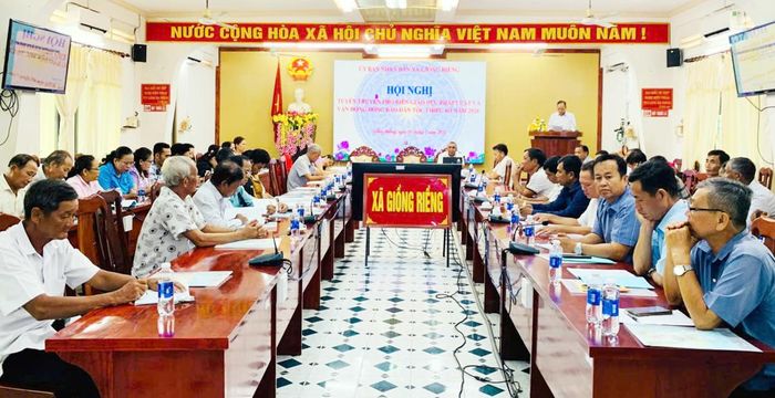 Sở Dân tộc và Tôn giáo tỉnh An Giang tổ chức hội nghị tại xã Giồng Riềng.