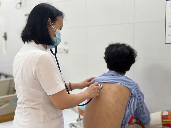 Bệnh nhân điều trị tại Bệnh viện Phổi Trung ương. Ảnh: Bệnh viện cung cấp