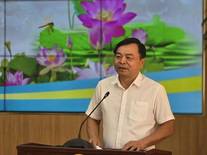 Thứ trưởng Bộ Nông nghiệp và Môi trường Nguyễn Hoàng Hiệp đưa ra các giải pháp phòng chống sạt lở, sụt lún ở ĐBSCL.