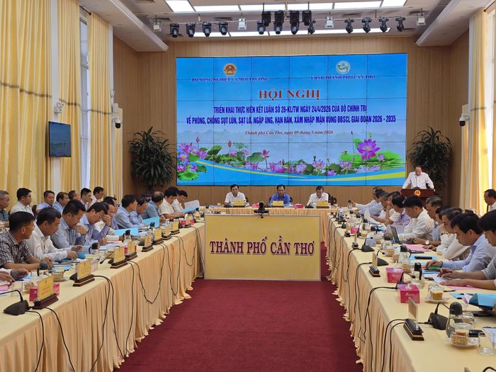 Quang cảnh hội nghị chiều 9/5.
