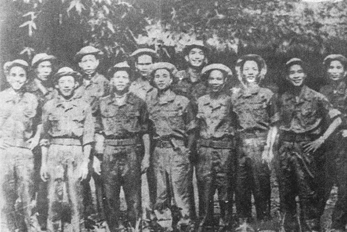 Thanh niên ngân hàng đi chiến trường B