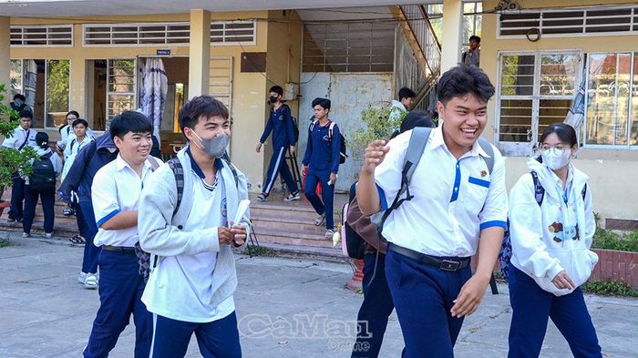 Tâm lý chủ động, thoải mái sau kỳ thi thử đang trở thành hành trang quan trọng giúp học sinh lớp 12 tự tin bước vào kỳ thi tốt nghiệp THPT sắp tới.