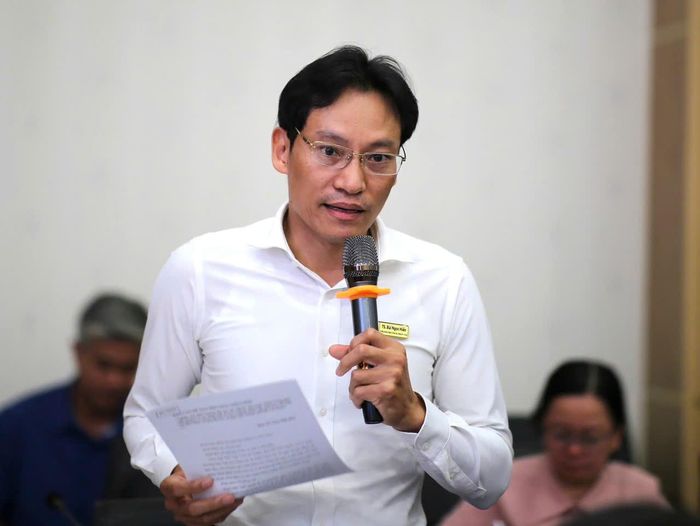  TS Bùi Ngọc Hiền, Học viện Cán bộ TP.HCM cho rằng cần hướng đến mục tiêu xác lập khung cơ chế, chính sách để khơi thông, kích hoạt, huy động mọi nguồn lực để phát triển chứ không phải là cộng thêm. Ảnh: NVCC 