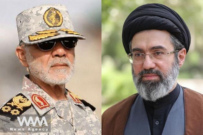 Lãnh tụ tối cao Iran - ông Mojtaba Khamenei (phải) và Thiếu tướng Ali Abdollahi, chỉ huy Bộ Tư lệnh Trung tâm Khatam al-Anbiya. Ảnh: WANA