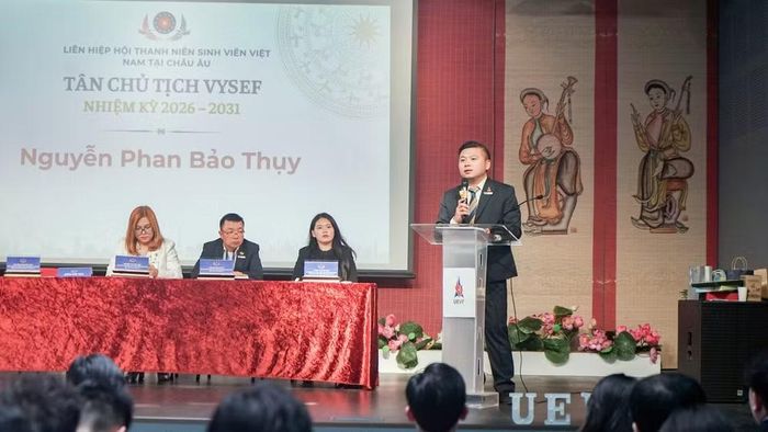 Tân Chủ tịch VYSEF khóa II Nguyễn Phan Bảo Thụy phát biểu.