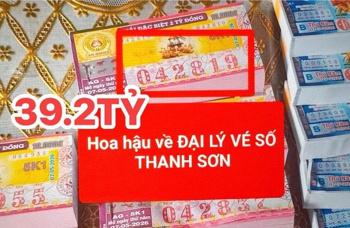 Xổ số miền Nam liên tục tìm ra nơi phân phối 160 vé trúng giải độc đắc và an ủi. Ảnh: ĐLVS Thanh Sơn, ĐLVS Như Quỳnh, ĐLVS Thanh