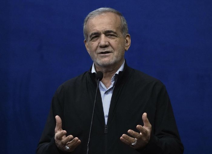 Tổng thống Iran Masoud Pezeshkian. Ảnh: AP