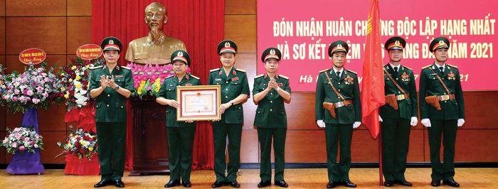 Cục Tuyên huấn, Tổng cục Chính trị tổ chức Lễ đón nhận Huân chương Độc lập hạng Nhất và sơ kết nhiệm vụ 6 tháng đầu năm 2021 (7-7-2021).