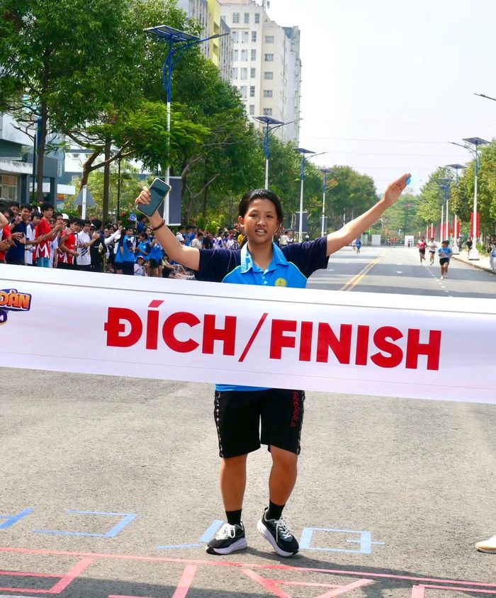 Huỳnh Phúc (Trường Đại học An Giang) về đích.