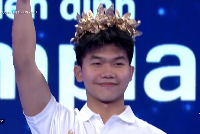 Nguyễn Huy Quang Minh giành vòng nguyệt quế trận tuần 2 tháng 1 quý III.
