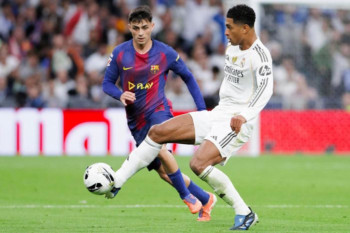Real Madrid có thể phải nhìn Barca vô địch sớm. Ảnh: La Liga