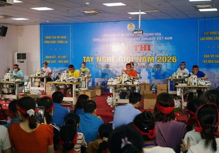 Phần thi của các đội.
