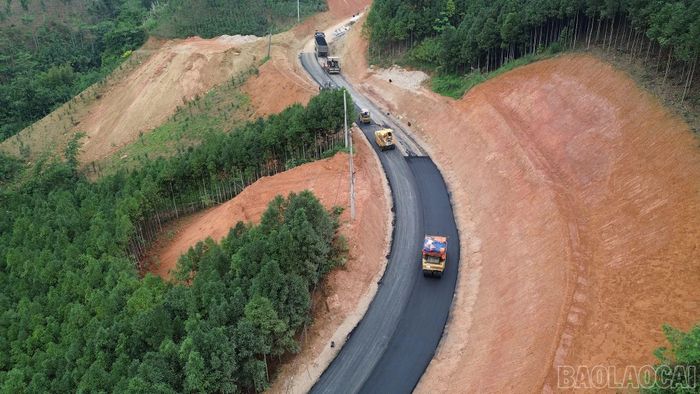 Mục tiêu lớn nhất tỉnh đặt ra trong quá trình sắp xếp hoạt động quản lý dự án là bảo đảm các công trình đầu tư công tiếp tục được triển khai thông suốt.