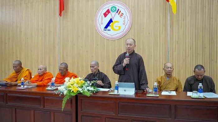 Thượng tọa Thích Minh Nhẫn, Phó ban Thường trực Ban Trị sự tỉnh triển khai các hoạt động Phật sự của tỉnh trong thời gian tới