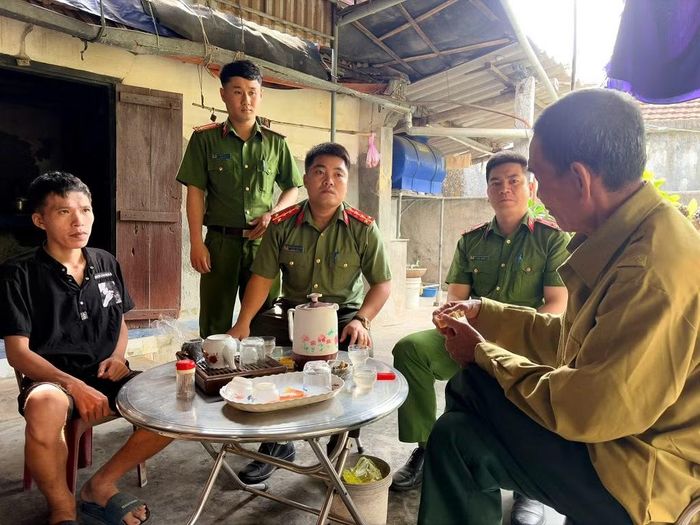 Hành trình tìm kiếm thông tin Liệt sĩ Nguyễn Viết Điều của Công an xã Quỳnh Phú.