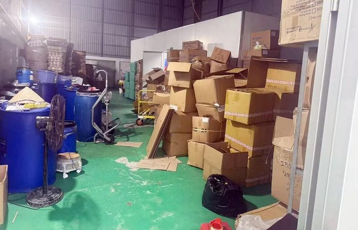 Xưởng chế biến kem trộn giả thương hiệu nước ngoài của Lâm Thị Kim Nương bị Công an TP Hồ Chí Minh triệt phá.